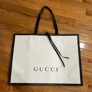 Gucci shopping bag